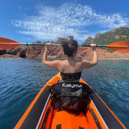 Apartment Appartement Jardin & Piscine Au Cap Neree